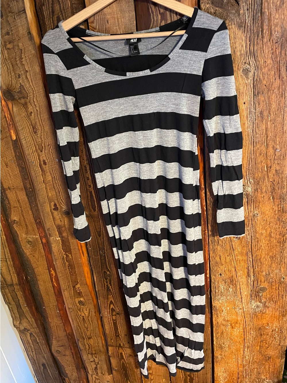 H&M Black and Gray Striped Long Sleeve Maxi Dress